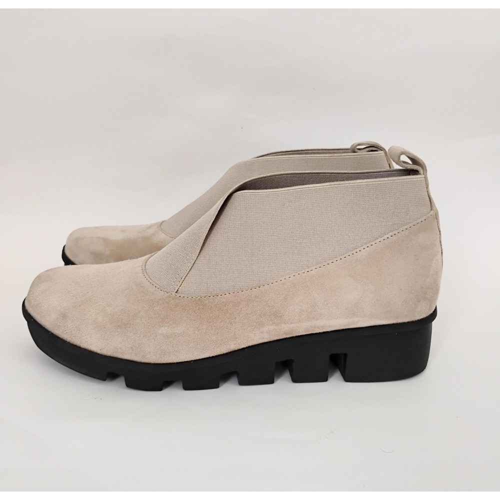L'Amour Des Pieds Ankle Boots Womens 7.5 Beige Suede Elastic Platform Lug Sole